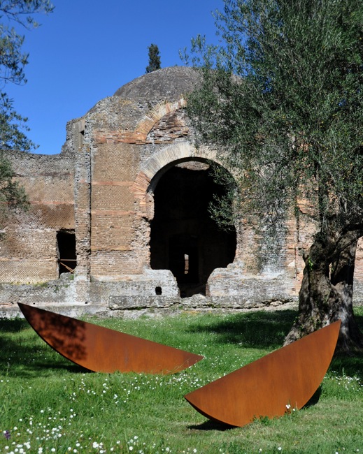 Mauro Staccioli, Senza titolo, Villa Adriana, 2011, foto
