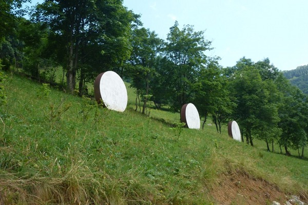 Mauro Staccioli, Morterone, 2010, foto 1